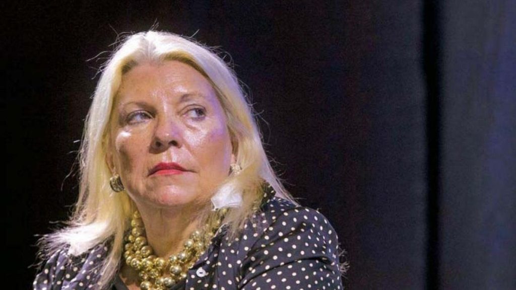 Juicio por la desaparición de Loan Peña: el tribunal citó a declarar a Elisa Carrió