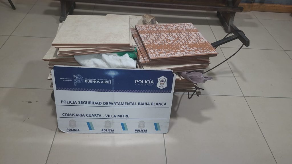 Aprehendieron a dos jóvenes por intentar robar materiales de una vivienda en construcción