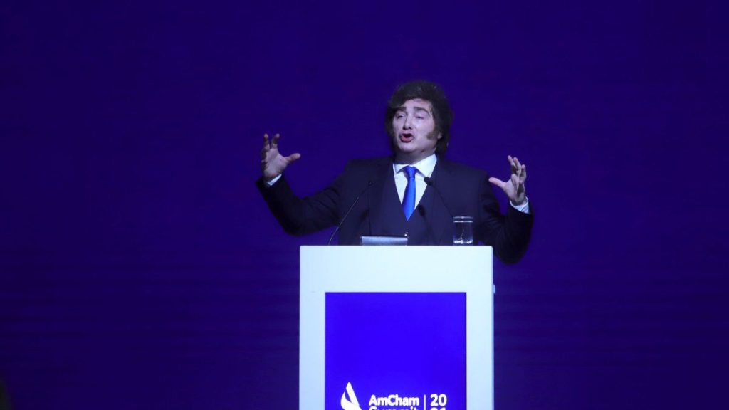 La imagen de junio de los principales políticos: frenó la desaprobación a Milei