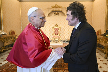 Visita del papa León XIV: el Gobierno confirmó cuándo serán los feriados