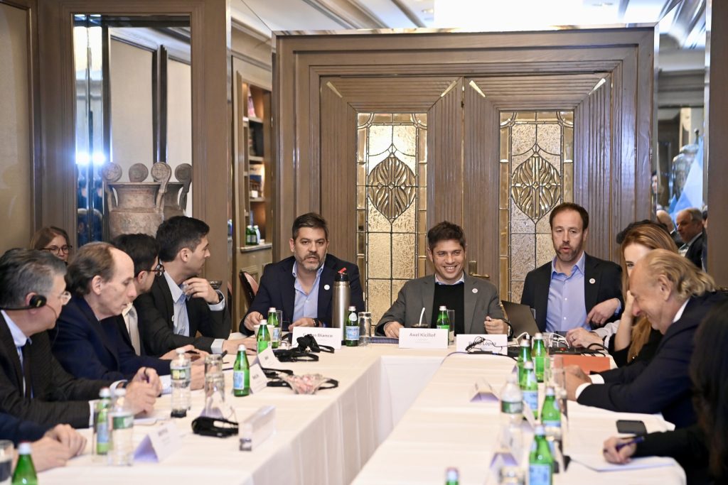 Kicillof se reunió con empresarios en Estados Unidos