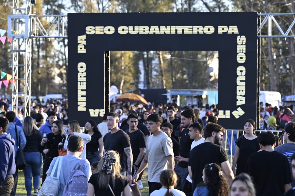 Multitudinario primer día de la Fiesta del Cubanito 2026